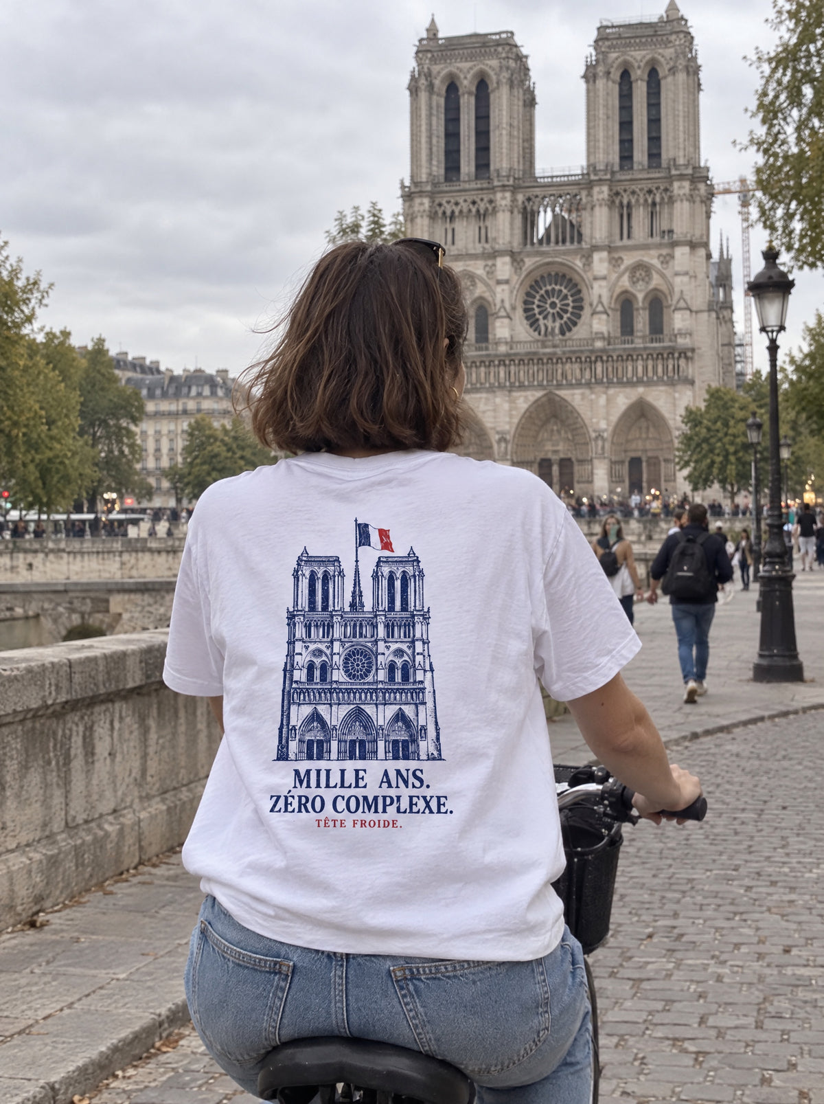 Mille ans. Zéro complexe.